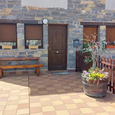 Apartamentos Castiello De Jaca 3000 Ngoại thất bức ảnh
